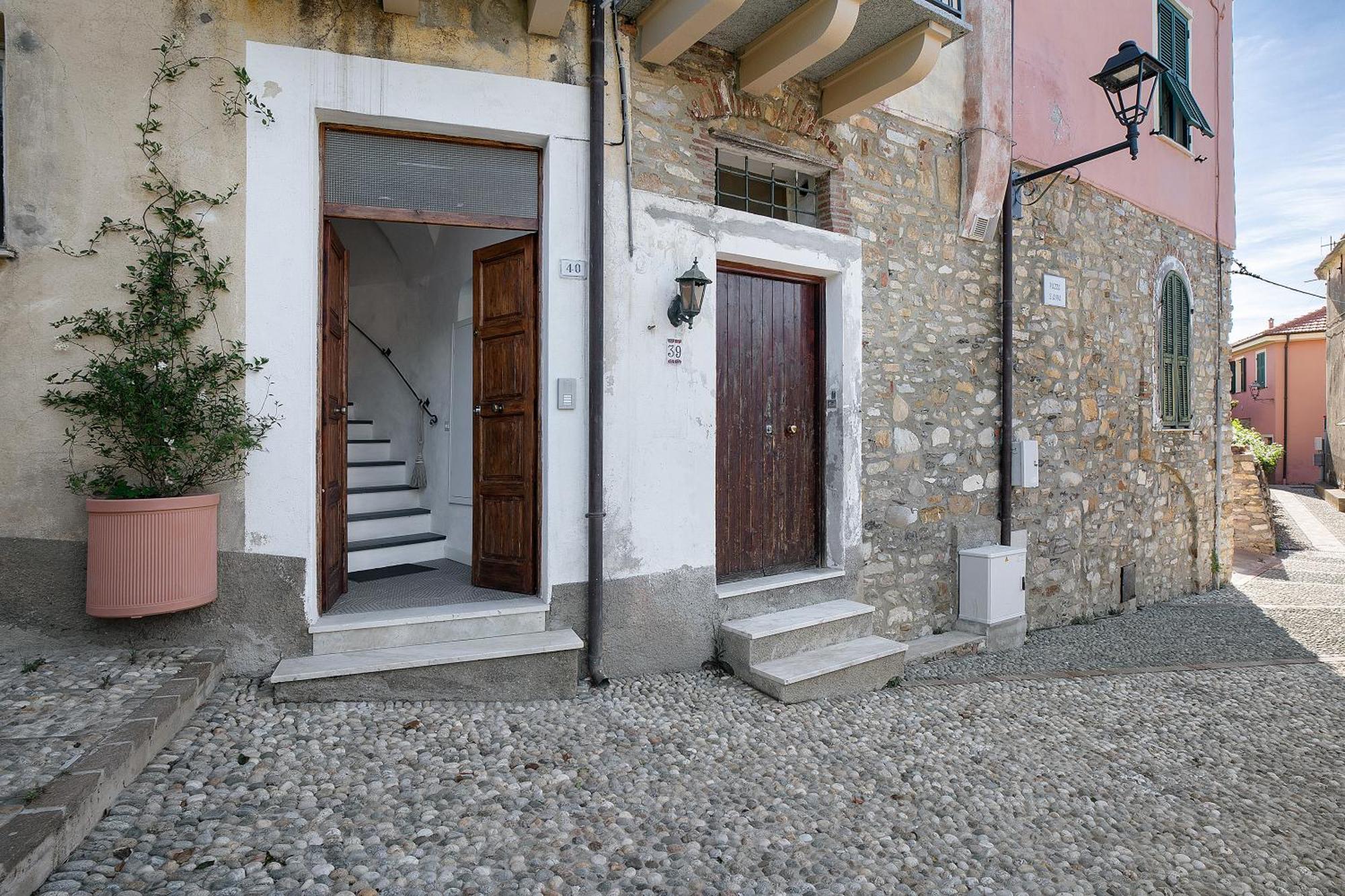 La Casa Incantata San Bartolomeo Al Mare Exteriör bild