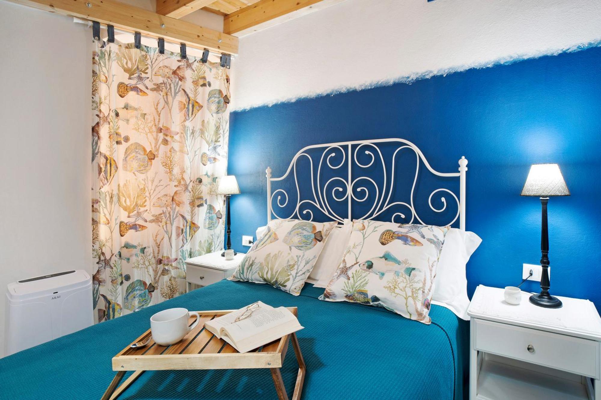 La Casa Incantata San Bartolomeo Al Mare Exteriör bild